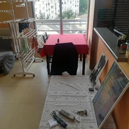 Homestay A 2 Pas Du Metro